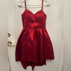 Red young girl dress. Zipper. Size 13/14. Lightly worn.